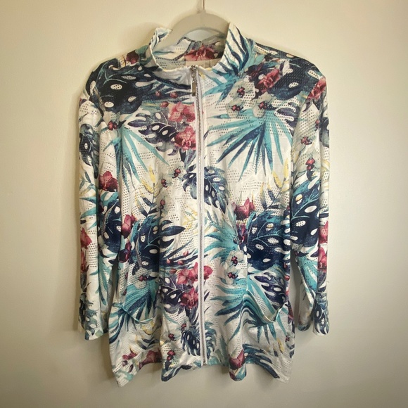 Chico's Jackets & Blazers - Chico's Weekend cut-out Lightweight Jacket